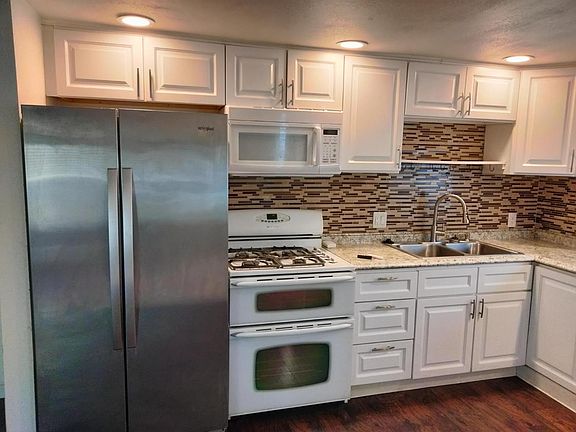 3rd image of 4800 Auburn Folsom Rd Space 71