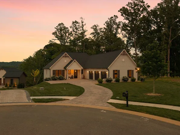998 Sedge Ln, Loudon, TN 37774