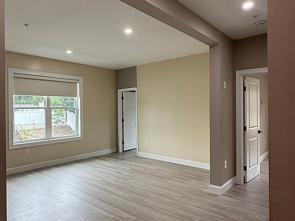 3rd image of 5 Washington Ave #304