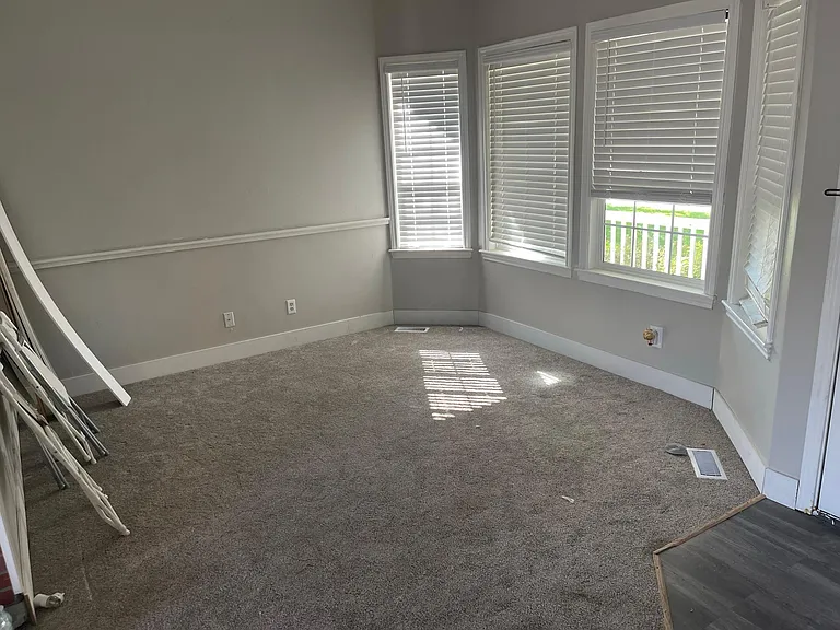18156 Spicebush Ave — Photo 8
