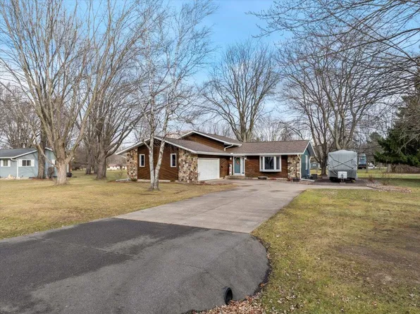501 North AUBURN AVENUE, Marshfield, WI 54449