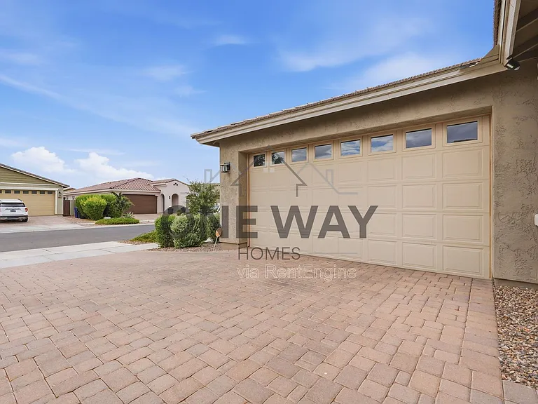 9836 E Red Giant Dr — Photo 4