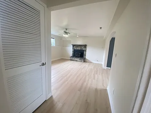 1050 Tacoma Ave NE — Photo 33