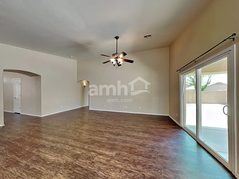17367 W Elizabeth Ave — Photo 6