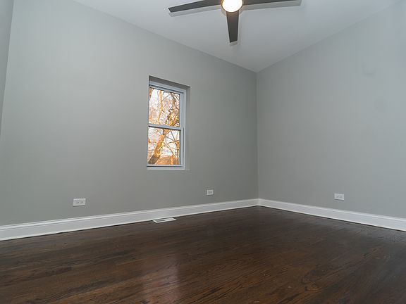 5th image of 9122 S Woodlawn Ave