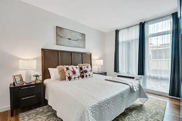 Sold by Compass | media 17