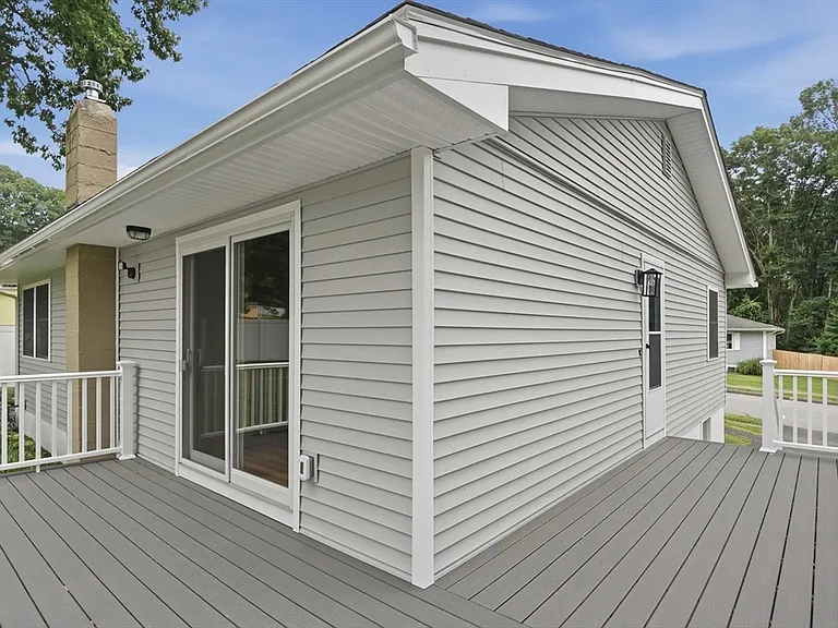 3 Hingham Rd #1 — Photo 4
