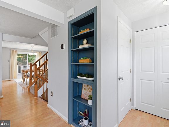 4th image of 7836 Edmunds Way