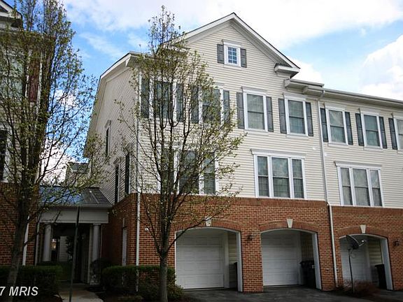 3rd image of 7145 Huntley Creek Pl #60