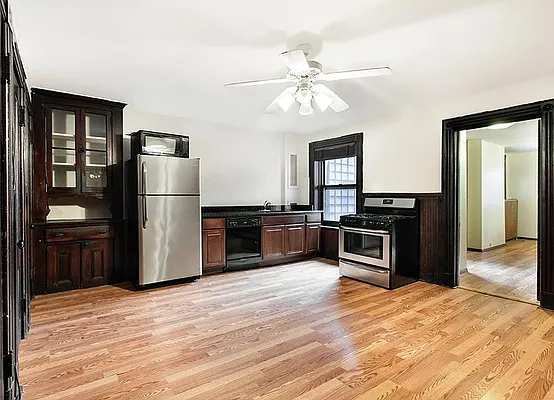 Rented by Warburg | media 19