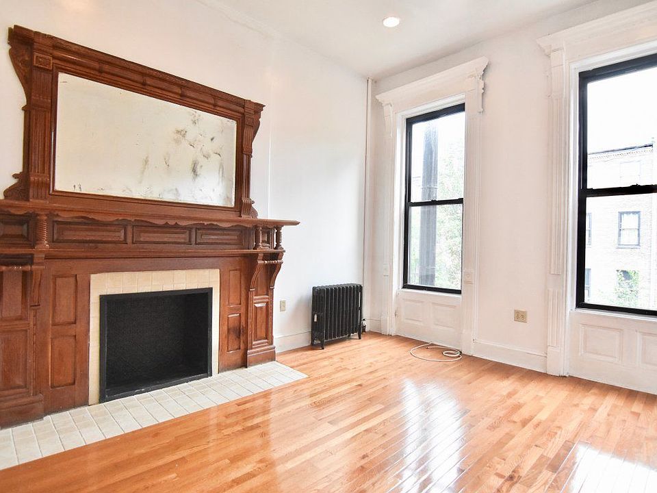 1st image of 9 W 122nd St APT 3R