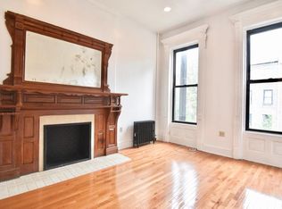 9 W 122nd St APT 3R, New York, NY 10027