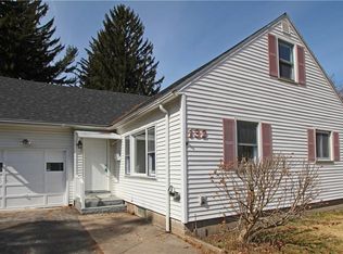 132 Bakerdale Rd, Rochester, NY 14616