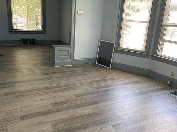 5th image of 1429 Ridgewood Ave