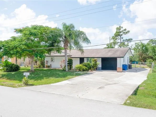 9104 Pineapple RD, FORT MYERS, FL 33967