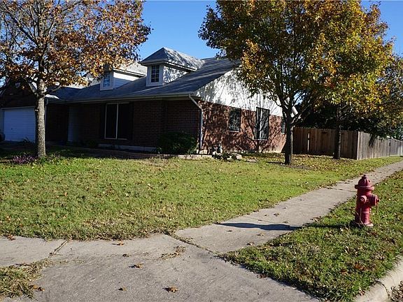 2nd image of 17101 Copperhead Dr