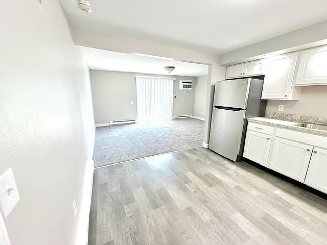 34 Walker St #D — Photo 2