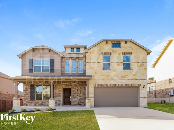 3120 Half Moon Dr, Schertz, TX 78108