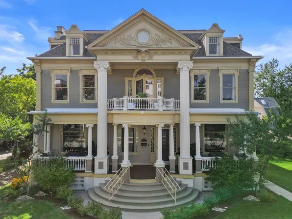 1110 Main STREET, Racine, WI 53403