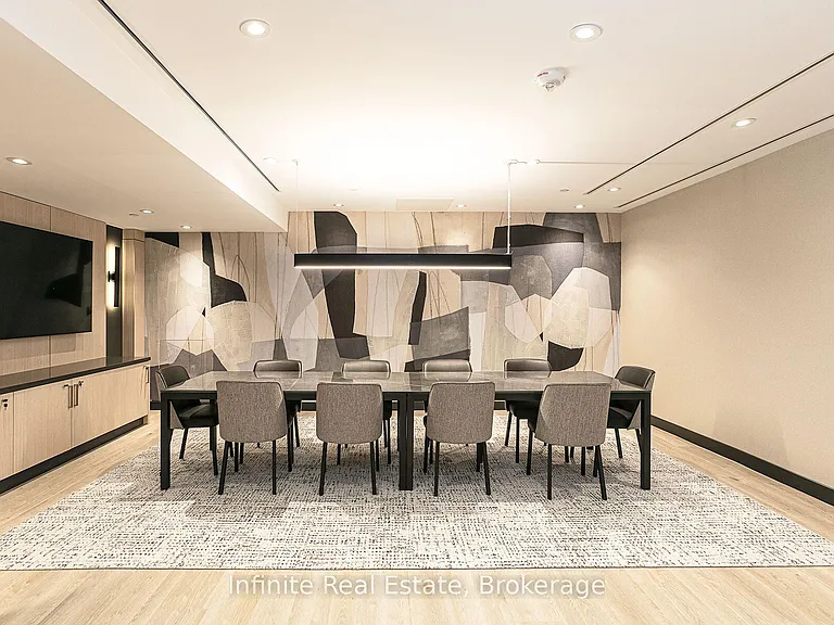 664 Spadina Ave #214 — Photo 20