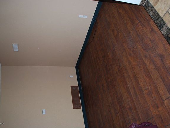4th image of 9702 E Burnett St
