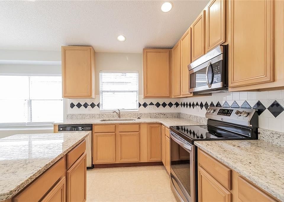 2nd image of 14011 Yellow Wood Cir
