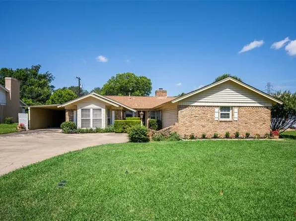6908 Hallmark Dr S, Fort Worth, TX 76134