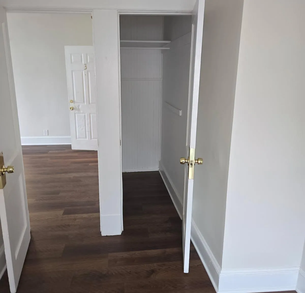 4 bed, 1000 sqft, $2,960 — Photo 4