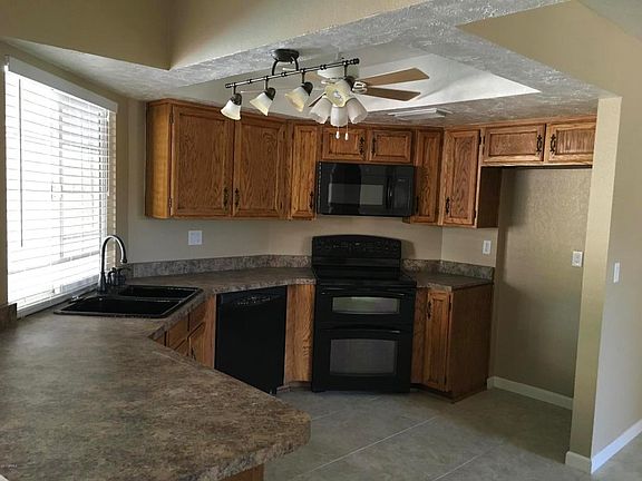 3rd image of 4532 W Commonwealth Pl