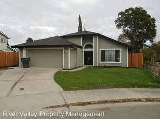 7981 Walden Ct, Sacramento, CA 95828