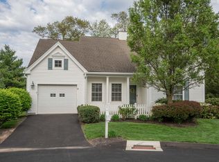 7 Plumtree Cir #7, Farmington, CT 06032