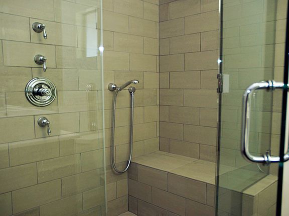 5th image of 1148 N Clark St APT 7