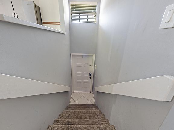 4th image of 608 Congressional Way