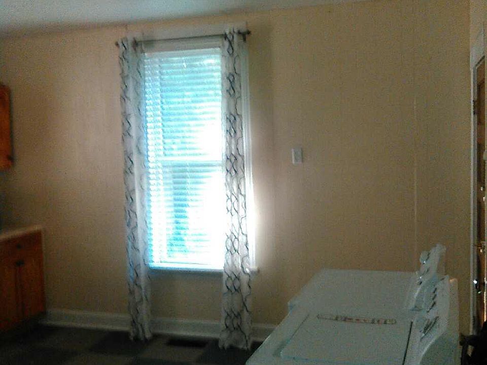 2nd image of 371 Woodland Ave