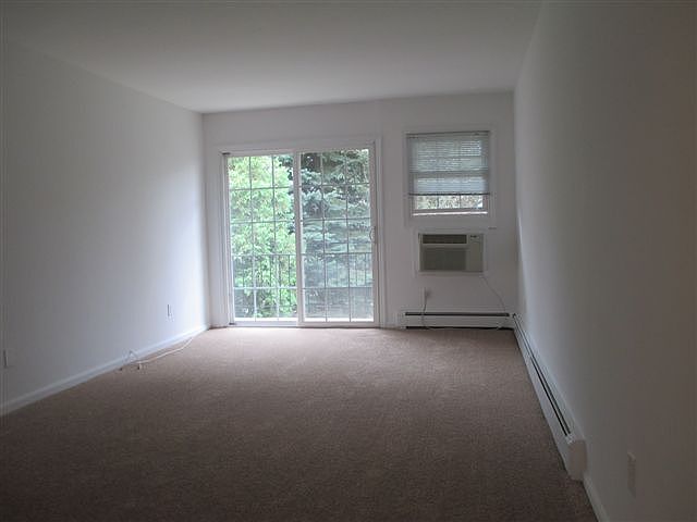 1st image of 204 Fairhaven Blvd