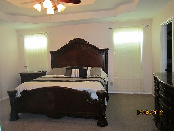 Master Bedroom (1)
