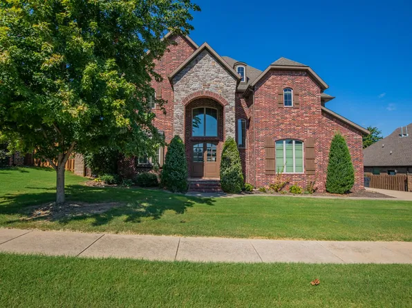 4605 Willowridge Way, Rogers, AR 72758