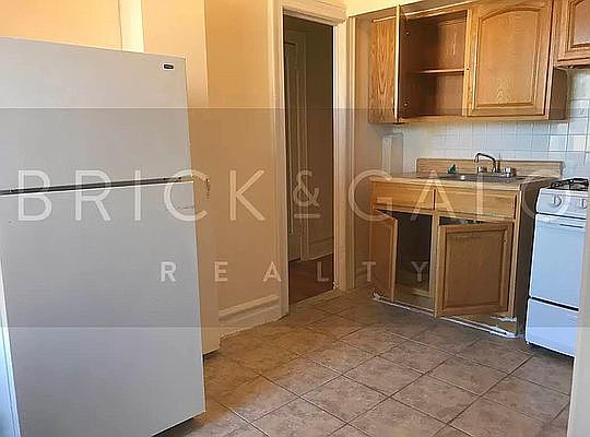 4th image of 2121 Beekman Pl APT 6L