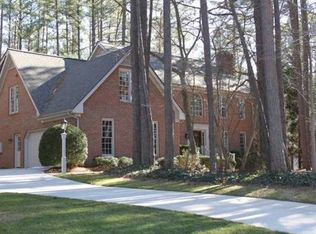 2501 Eddystone Dr, Raleigh, NC 27612