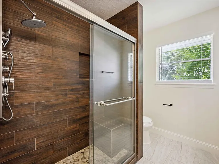 3403 Linkwood Dr — Photo 7