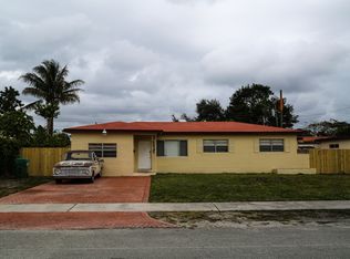 1035 NE 169th St, Miami, FL 33162