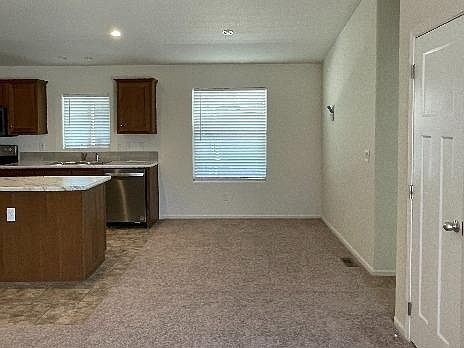 4th image of 17801 N 16th St #Yglm5g