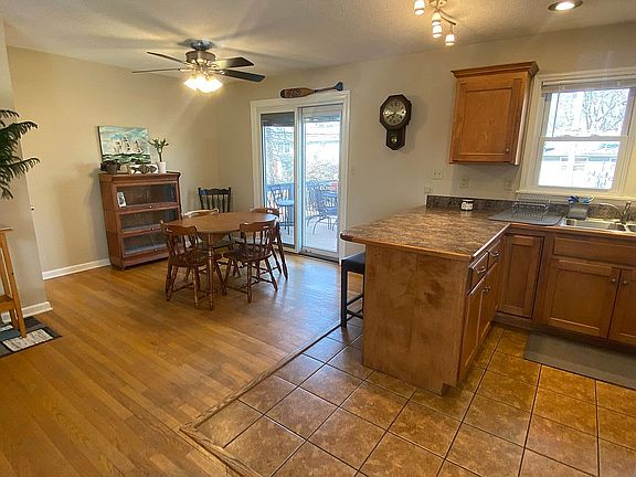 Kitchen/Dining