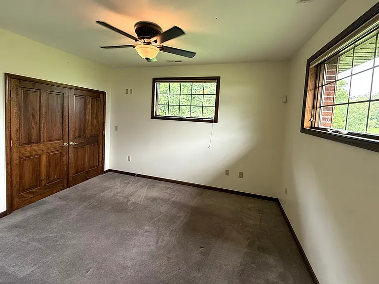 23158 Town Run Dr — Photo 4