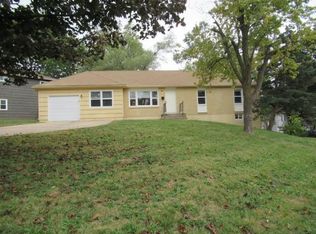 9301 Antioch Rd, Overland Park, KS 66212