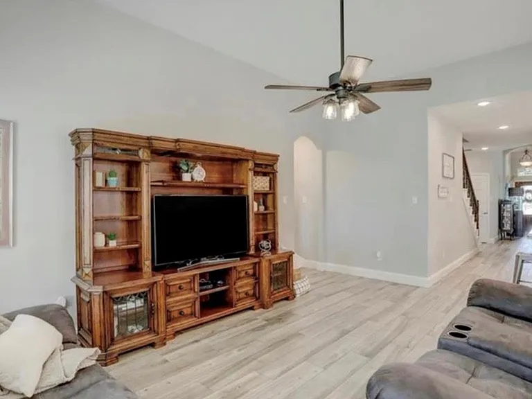 26214 Christen Canyon Ln — Photo 21