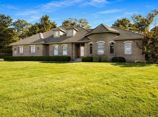 15728 Merlot Dr, Traverse City, MI 49686