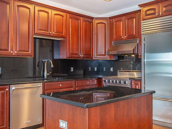 5th image of 20 Avenue At Port Imperial APT 330