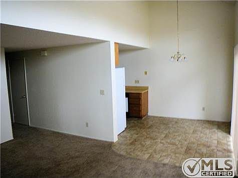 3rd image of 2368 Tocayo Ave Unit 109