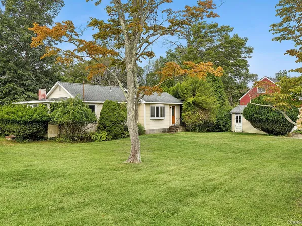 35 Saltaire Road, Sound Beach, NY 11789